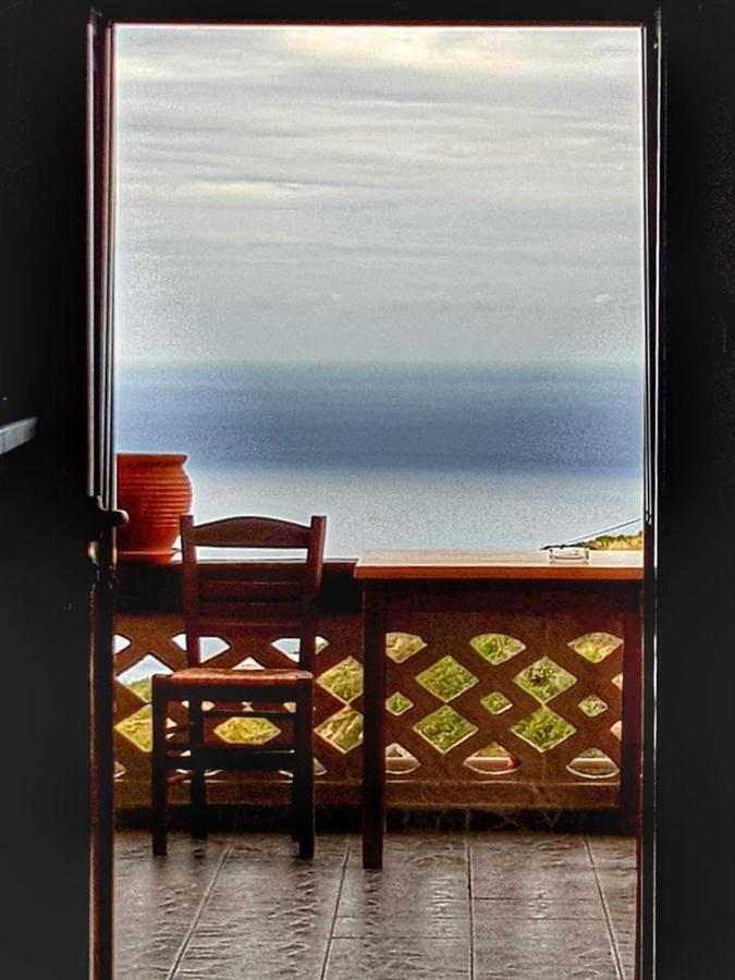 Ferienwohnung Artemis House Karpathos Exterior foto